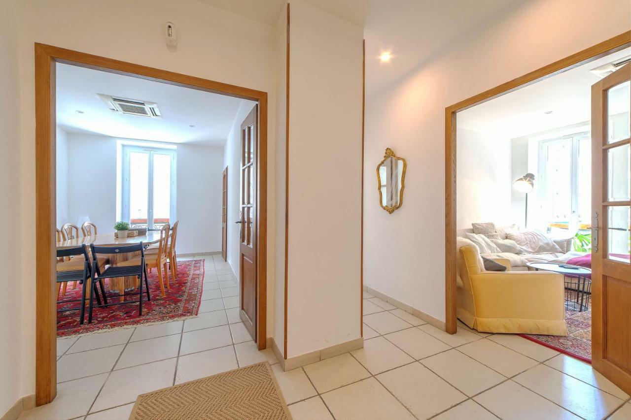 Lovely Large Familial In Nice, Minutes Walk To The Beach! Appartement
